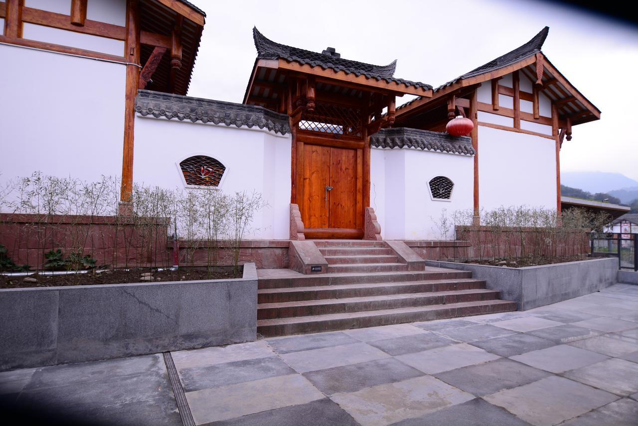 Emeis Van Stars Mountain Lodge Emeishan Exterior foto